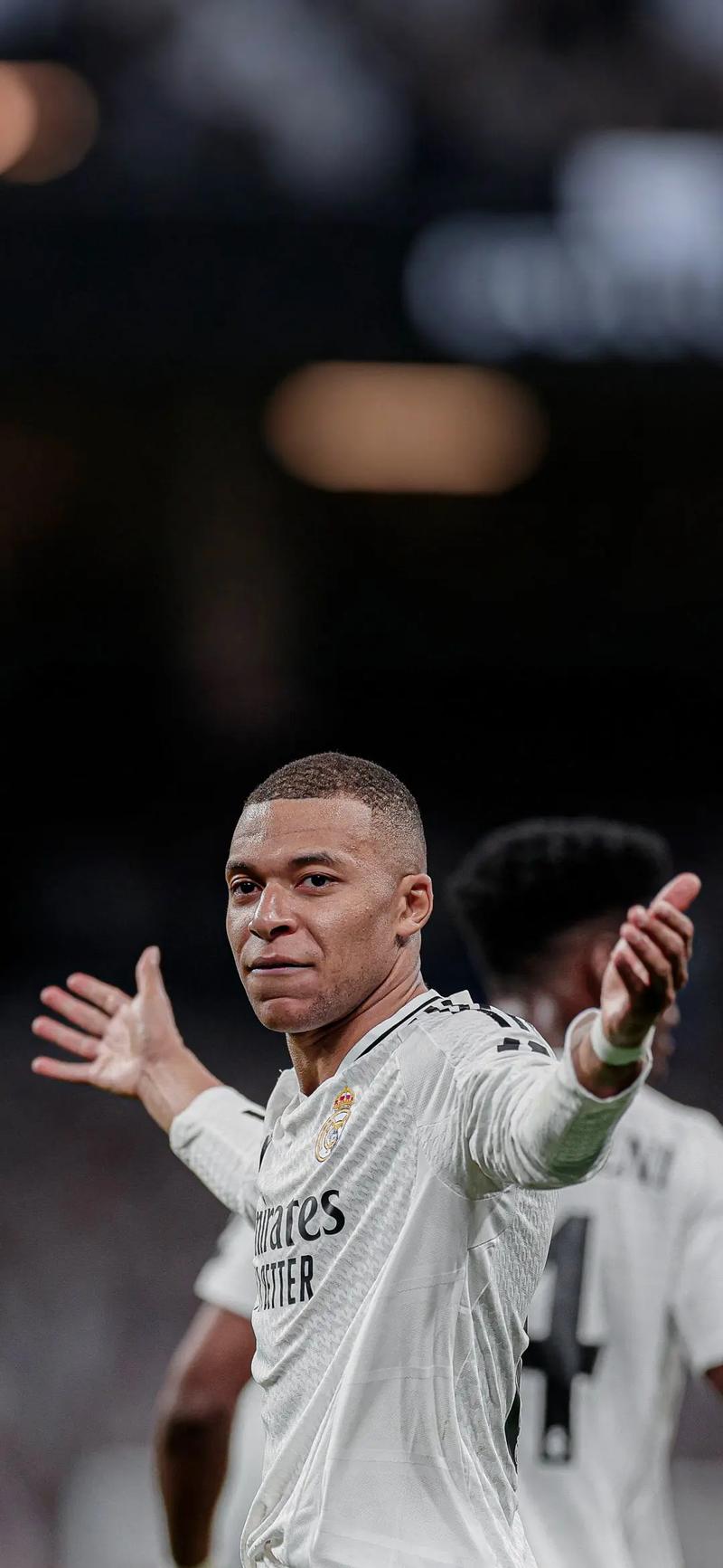 没能延续！麦克布莱德&克拉克森合计12中1仅拿4分